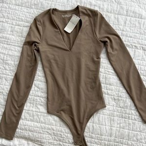 Abercrombie Long Sleeve V-Neck Bodysuit
